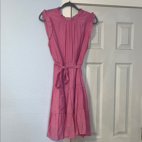 Dresses & Skirts - Charming Pink Sleeveless Dress